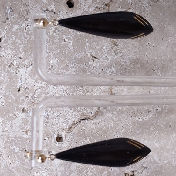 Vintage Richard J Barile Black Coral Earrings w/14k Gold Trim - Picture 2 of 9